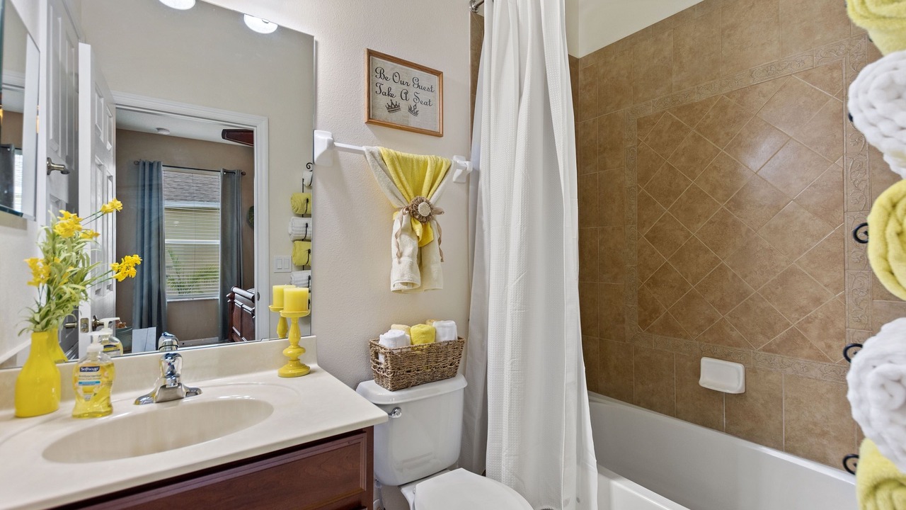 Photo of Bathroom in Watersong