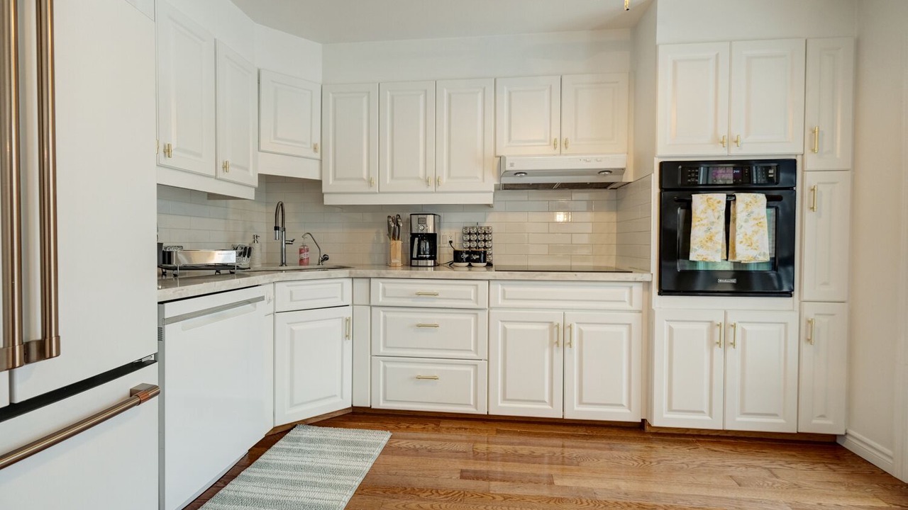 Photo of Kitchen in Wasaga Beach