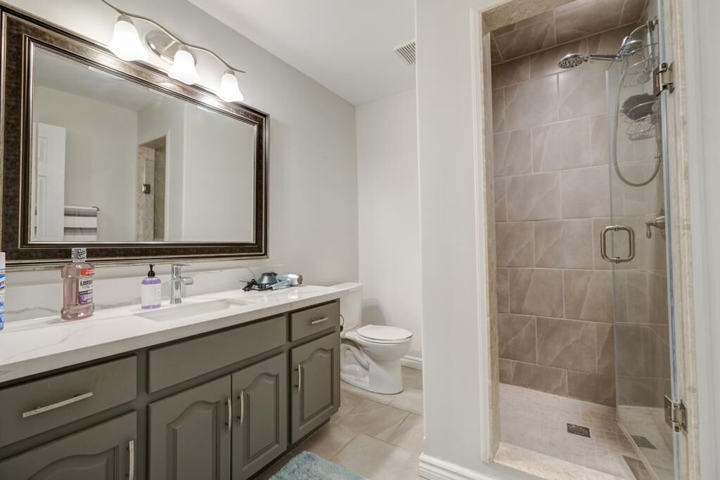 Photo of Bathroom in Wasaga Beach