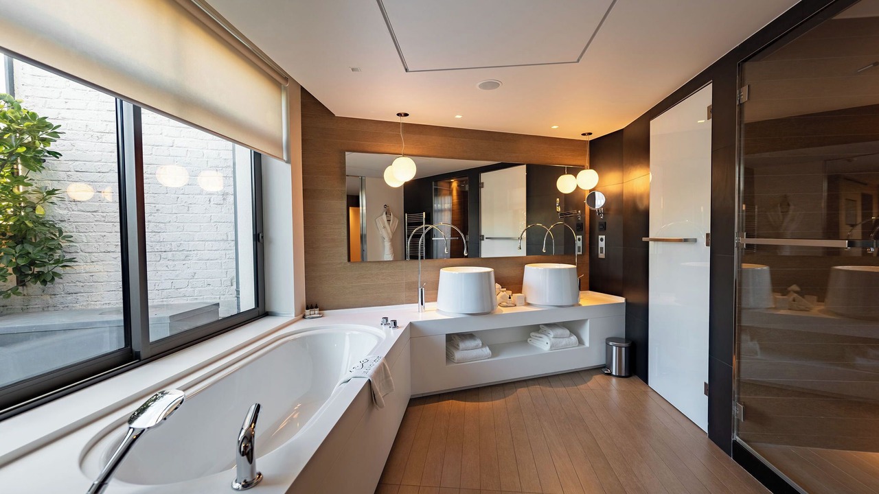 Photo of Bathroom in Faubourg Saint-Germain