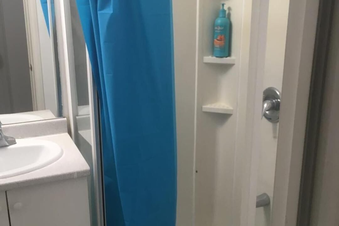 Photo of Bathroom in Village at York University