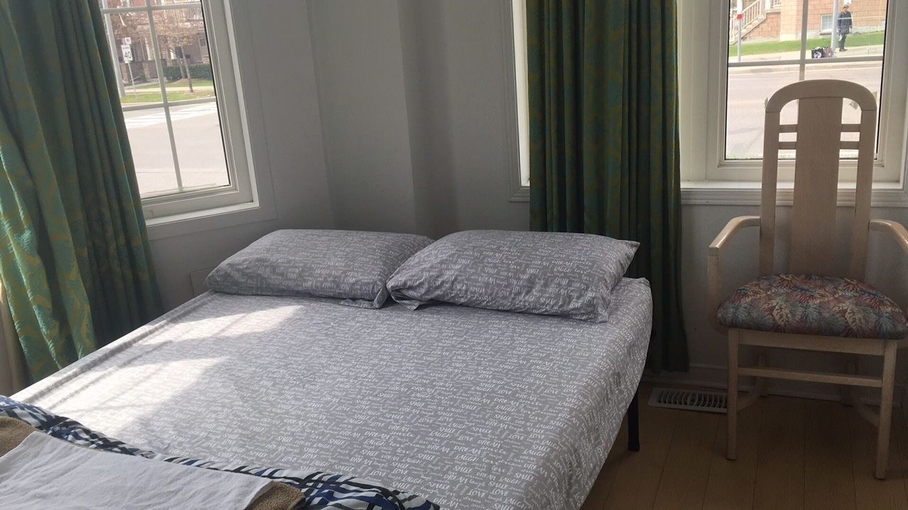 Photo of Bedroom in Village at York University