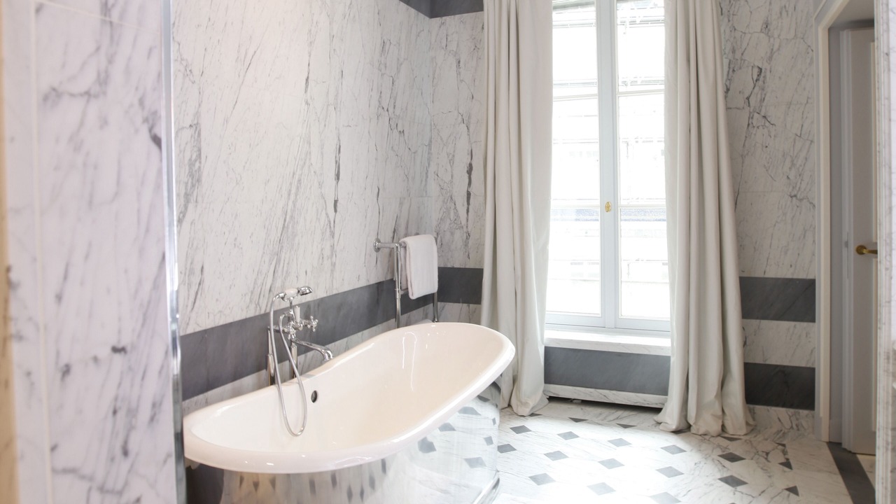 Photo of Bathroom in 8th Arrondissement