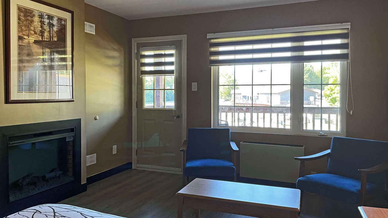 Photo of Bedroom in Otter Lake