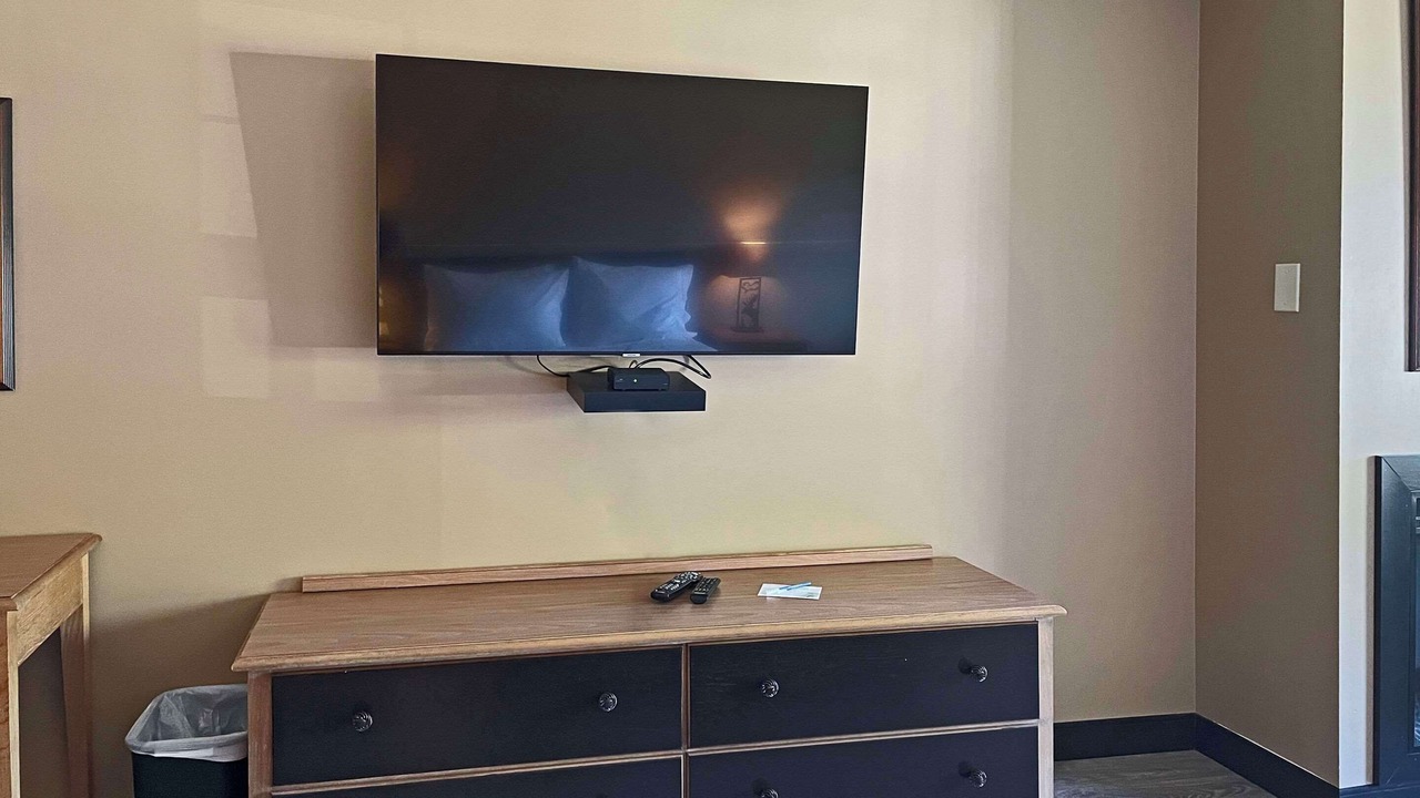 Photo of Bedroom in Otter Lake