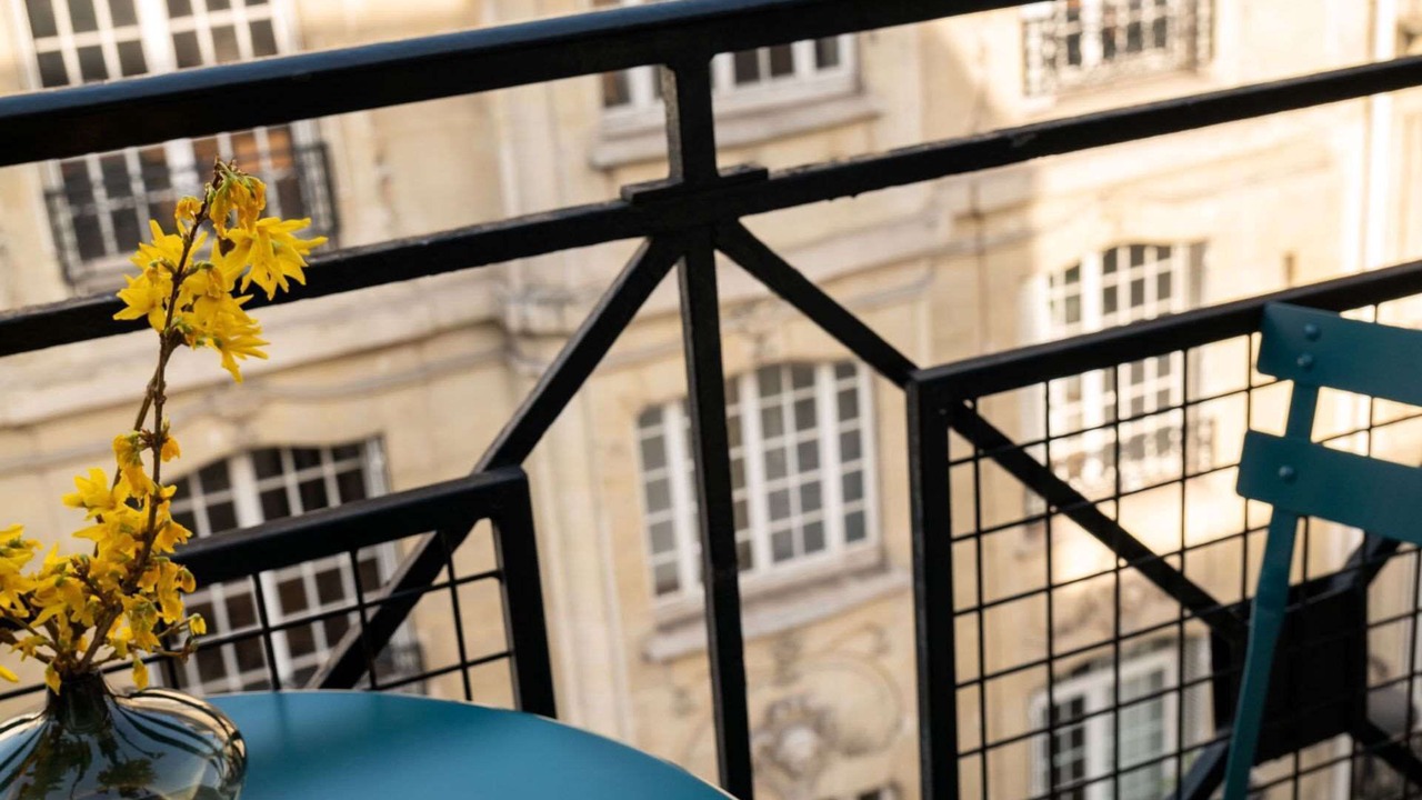 Photo of Bedroom in 8th Arrondissement