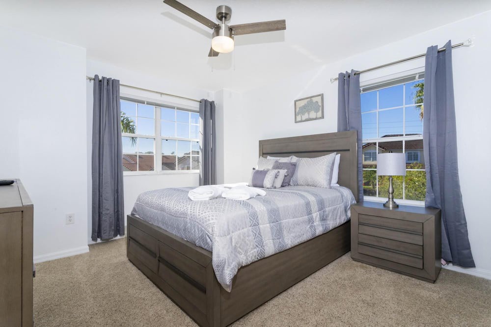 Photo of Bedroom in Lake Wilson Preserve