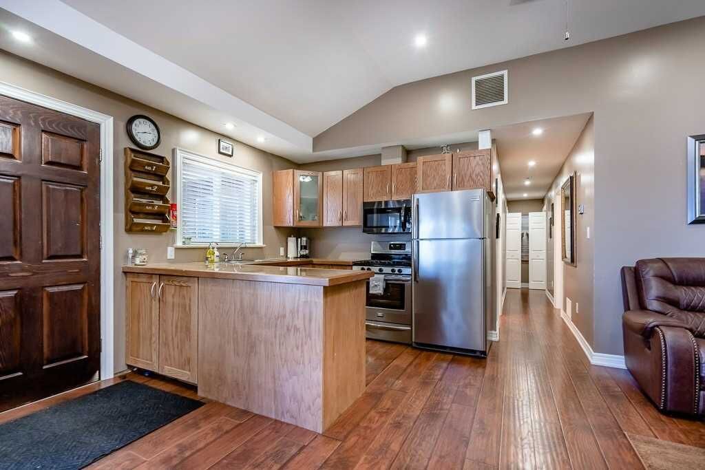 Photo of Kitchen in Victoria Harbour