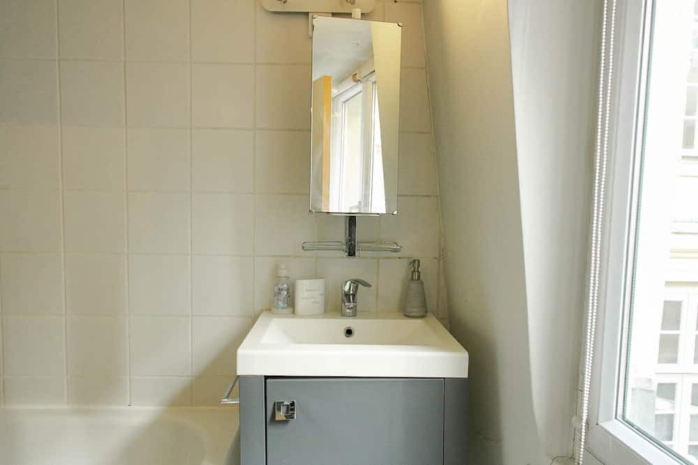 Photo of Bathroom in Les Iles
