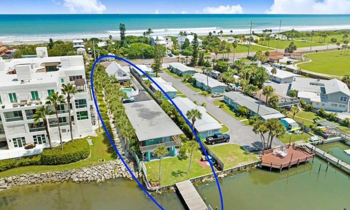 Photo of Outdoor in Orlando Beach