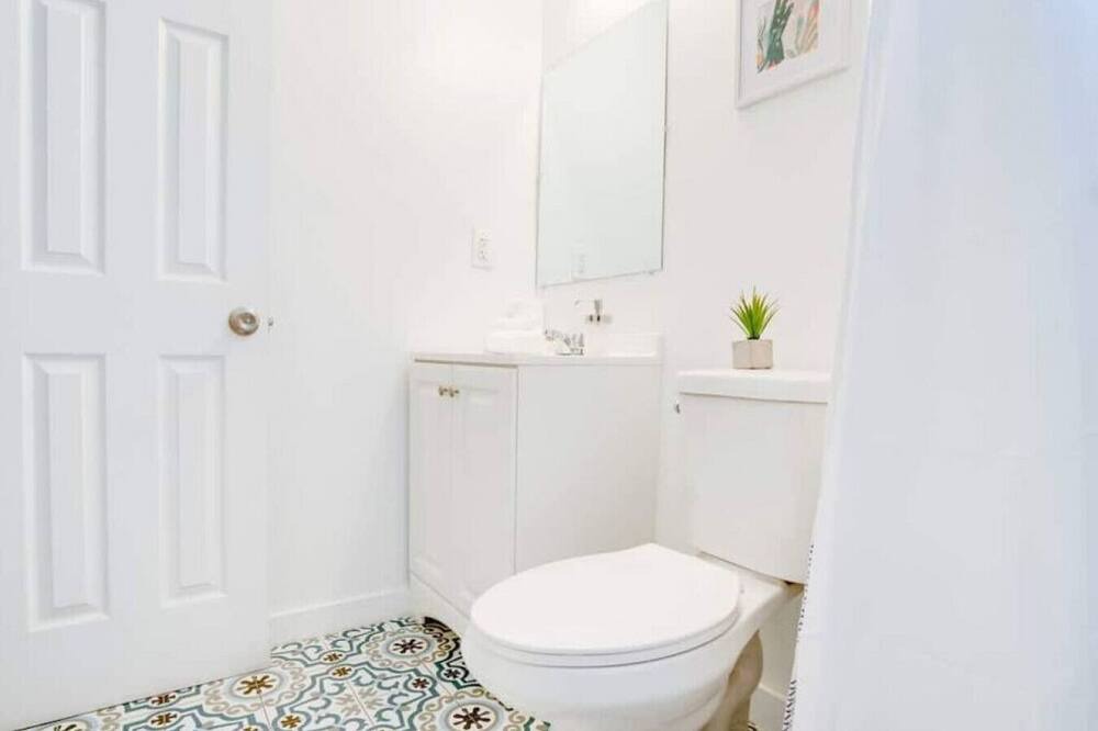 Photo of Bathroom in East Little Havana