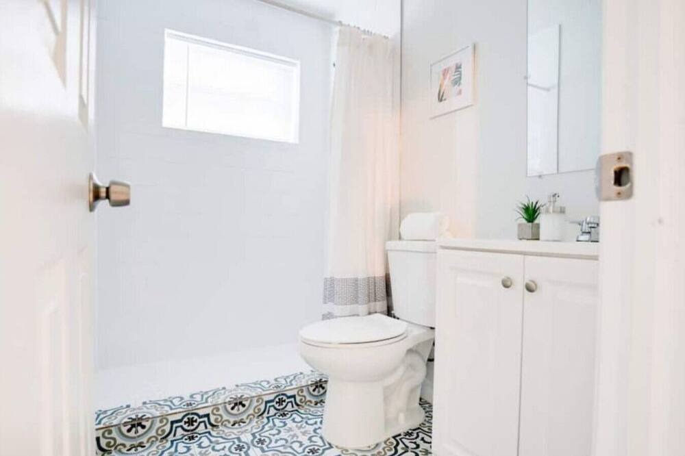 Photo of Bathroom in East Little Havana