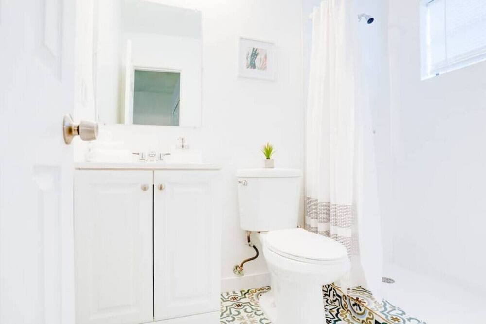 Photo of Bathroom in East Little Havana