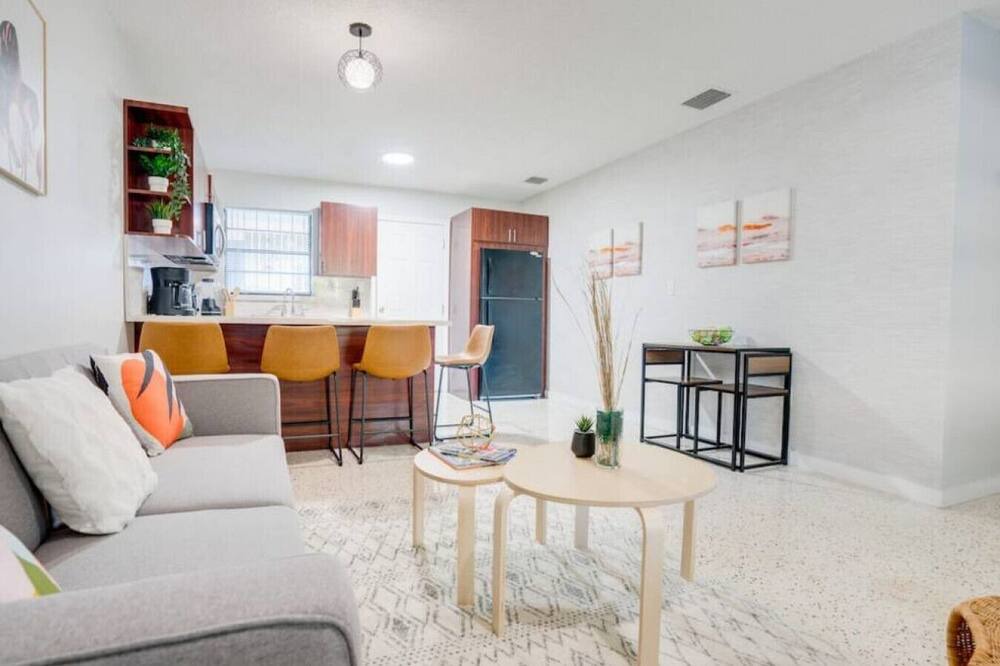 Photo of Livingroom in East Little Havana