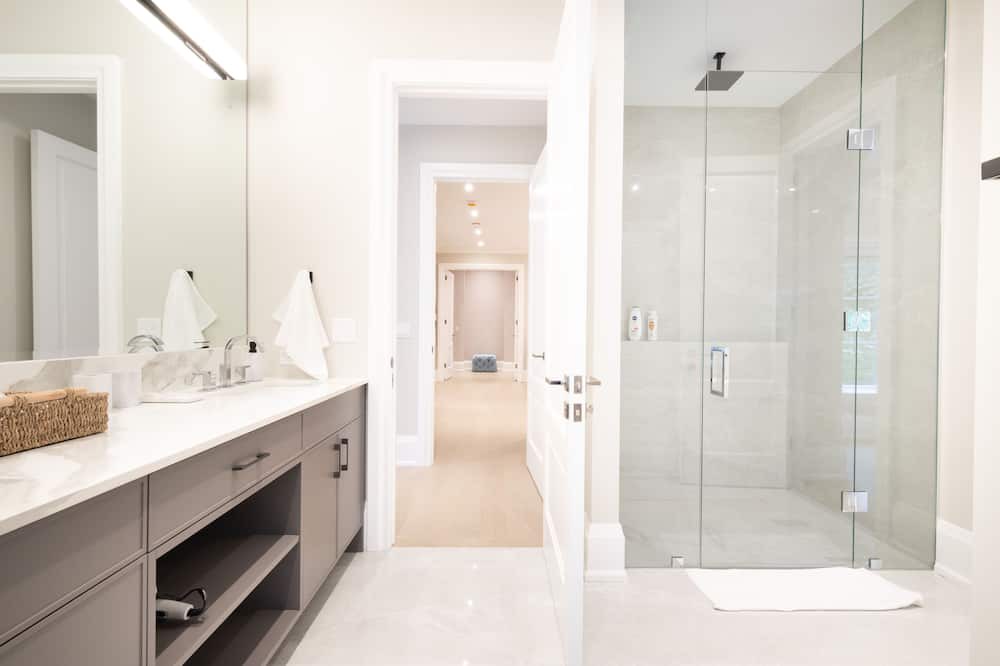 Photo of Bathroom in Islington
