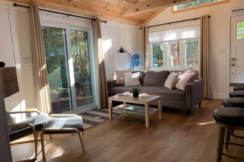 Photo of Livingroom in South Bruce Peninsula