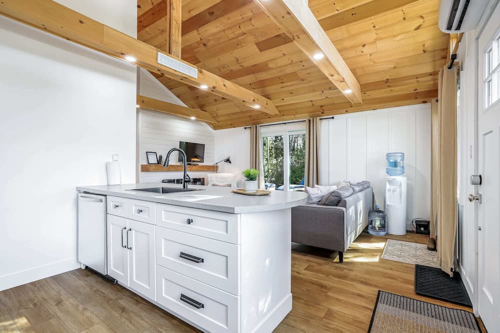 Photo of Kitchen in South Bruce Peninsula
