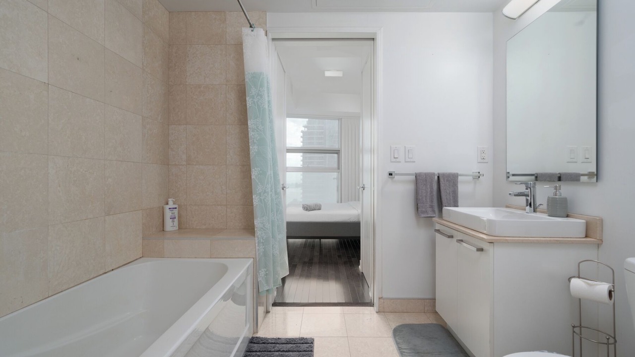 Photo of Bathroom in Fort York