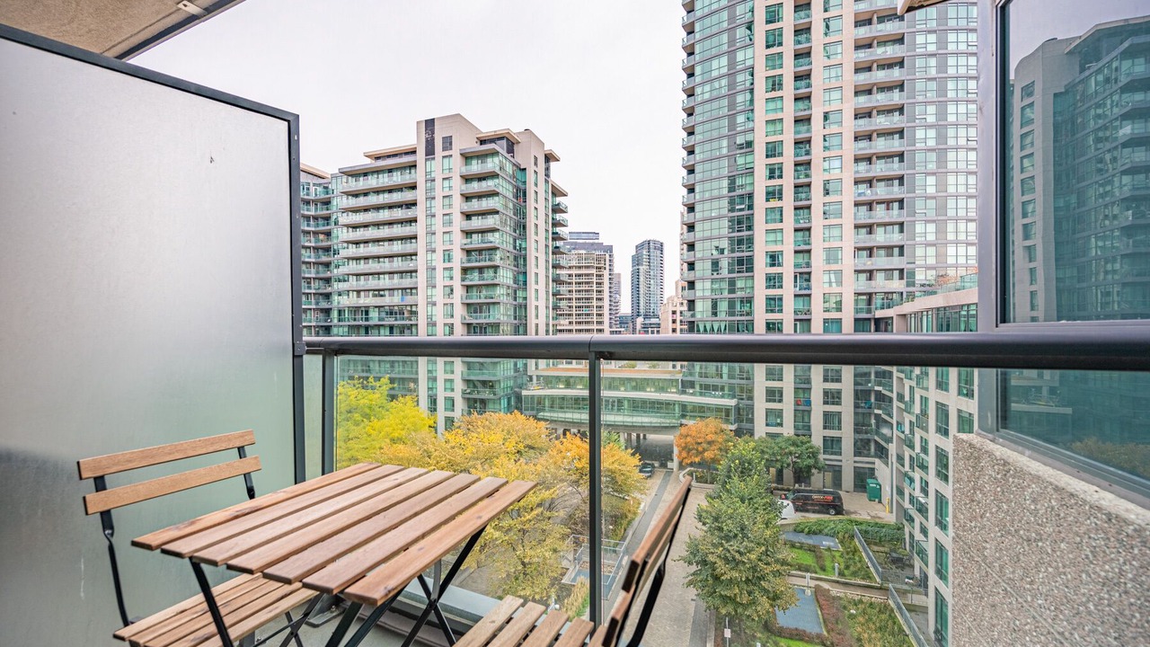 Photo of Patio Balcony in Fort York