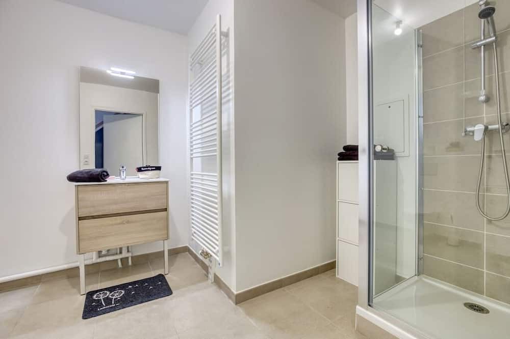 Photo of Bathroom in Thiais