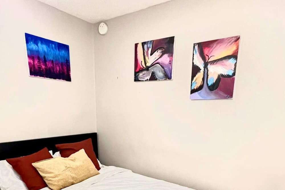 Photo of Bedroom in Fashion District