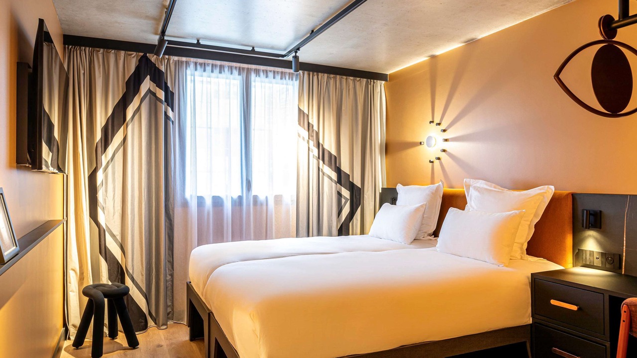 Photo of Bedroom in Saint-Ouen