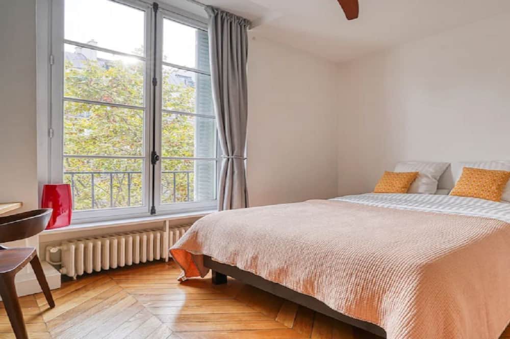 Photo of Bedroom in Saint-Victor