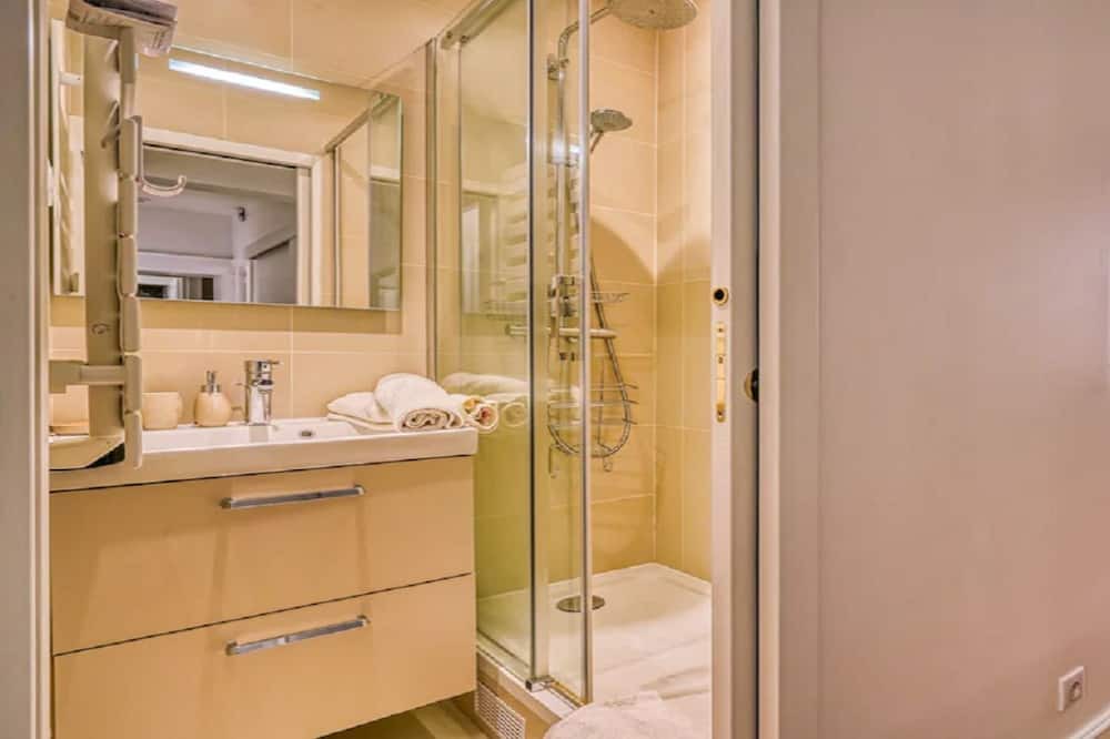 Photo of Bathroom in Saint-Victor