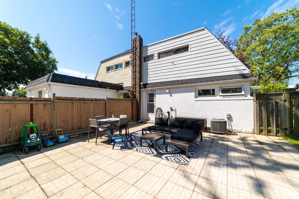 Photo of Outdoor in New Toronto
