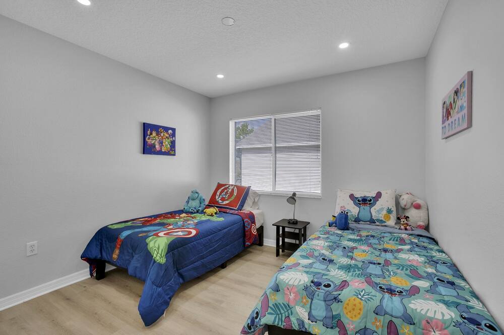 Photo of Bedroom in Hillcrest Estates