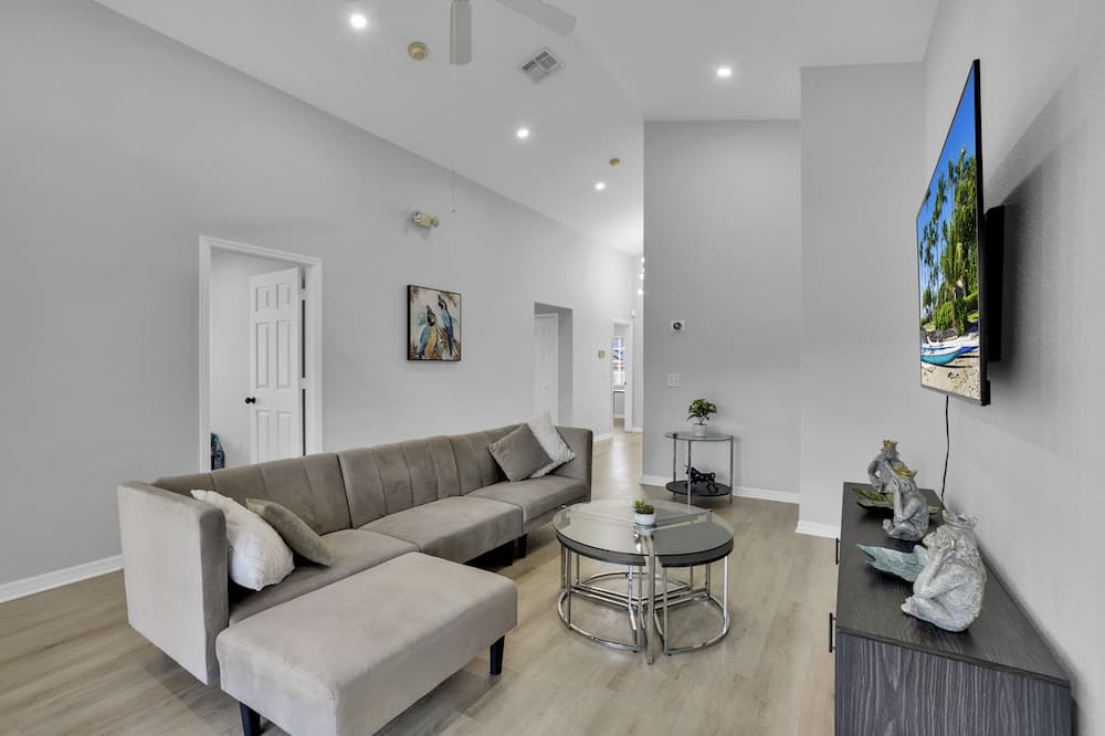 Photo of Others in Hillcrest Estates