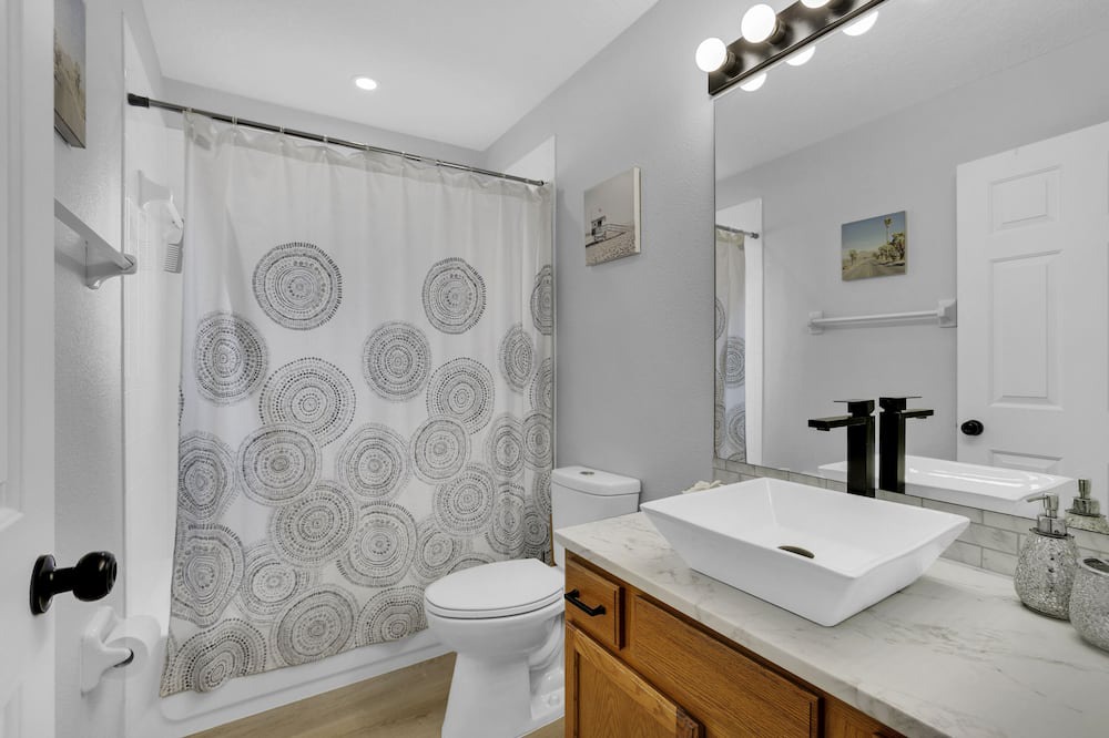 Photo of Bathroom in Hillcrest Estates