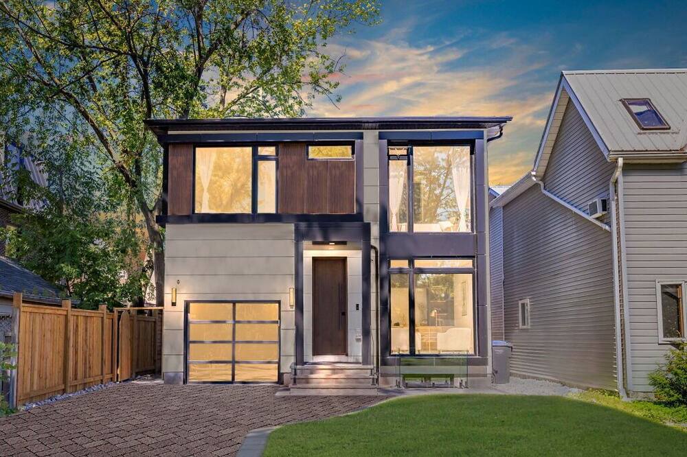 Photo of Outdoor in Lakeview
