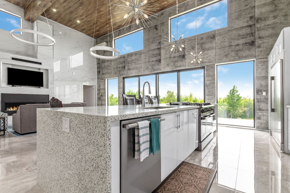 Photo of Kitchen in Meaford