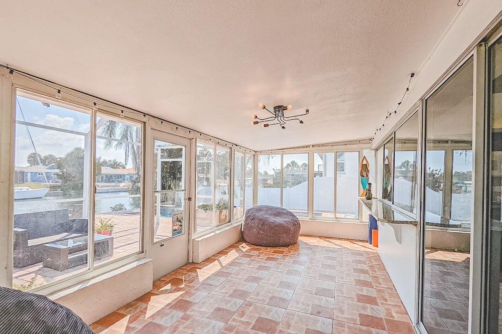 Photo of Bedroom in Apollo Beach
