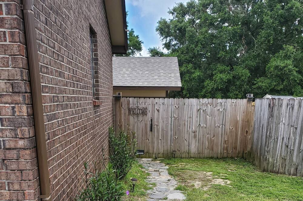 Photo of Outdoor in Northwest Pensacola