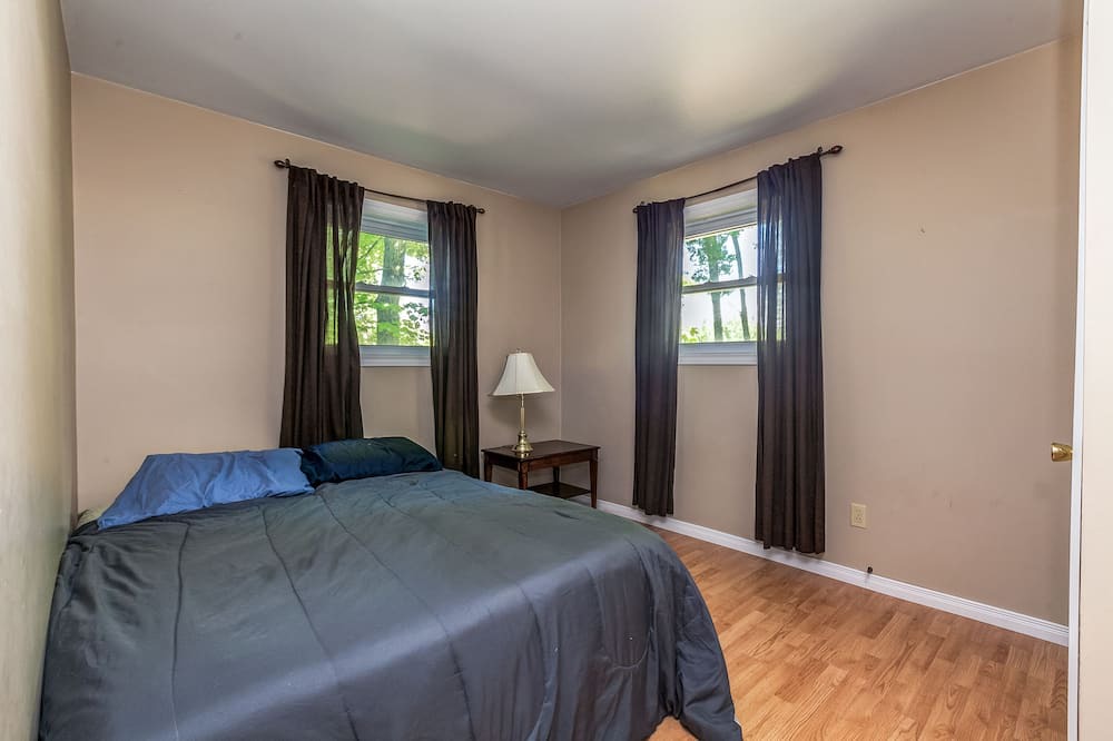 Photo of Bedroom in Bancroft