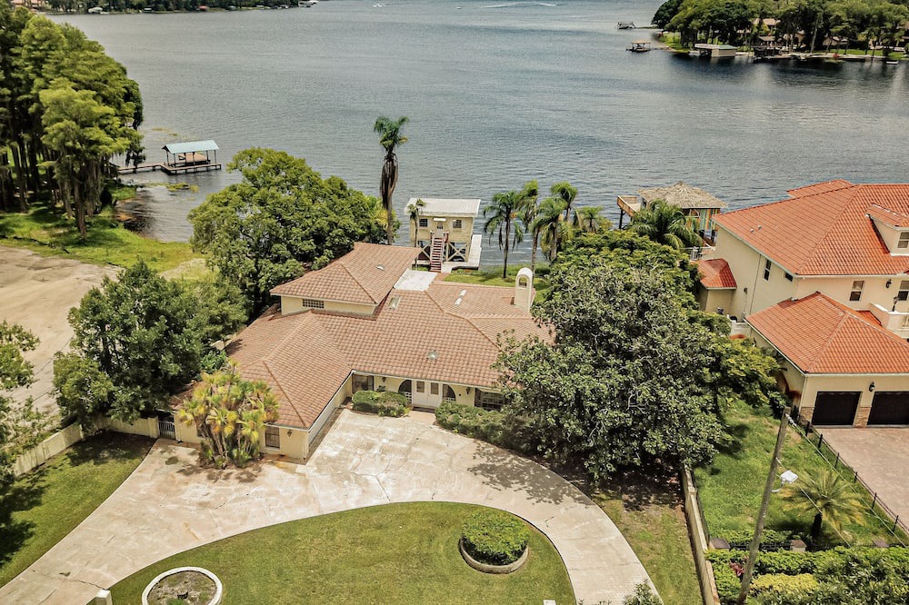 Photo of Outdoor in Lake Keystone