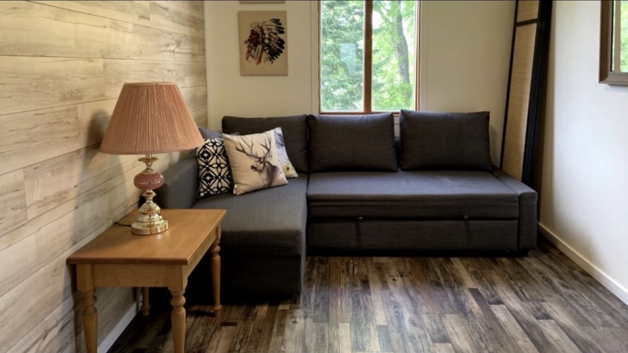 Photo of Livingroom in Ryerson