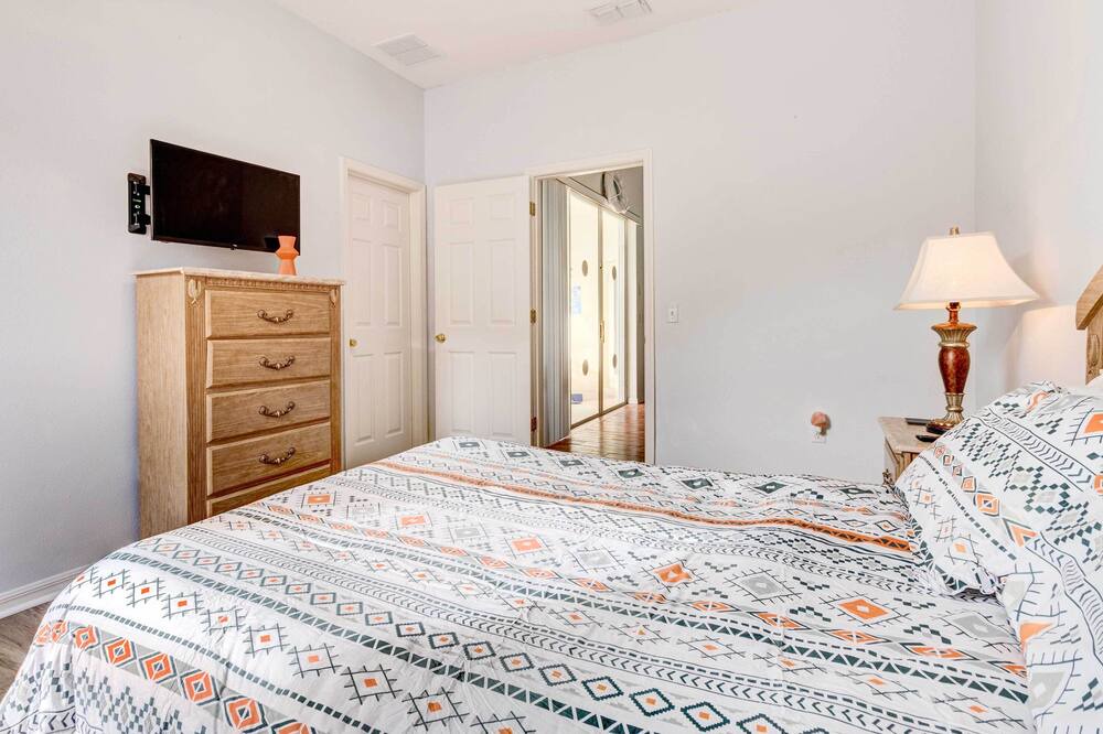Photo of Bedroom in Westbury