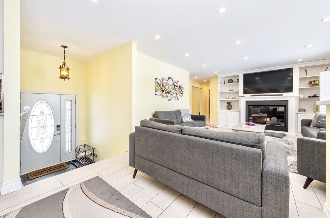 Photo of Livingroom in Brock