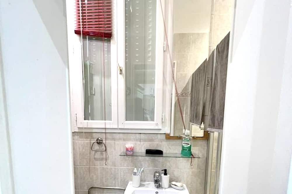 Photo of Bathroom in Passy
