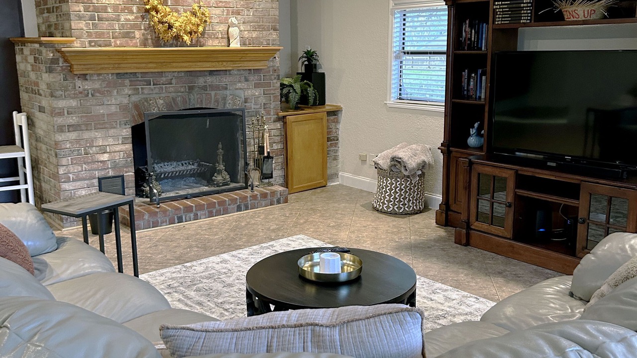 Photo of Livingroom in Weeki Wachee Gardens