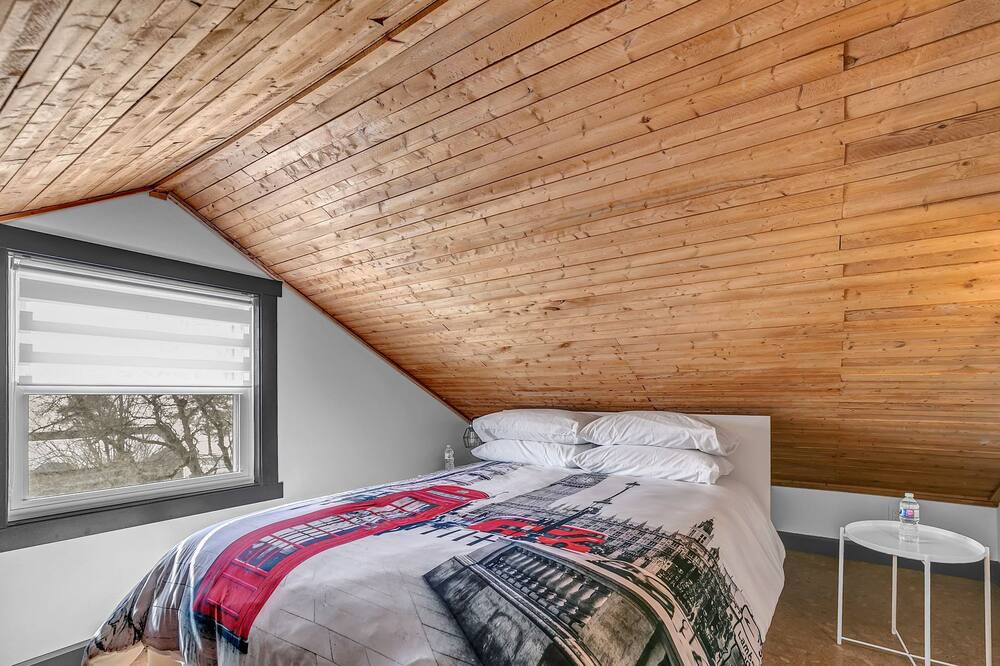 Photo of Bedroom in South Bruce