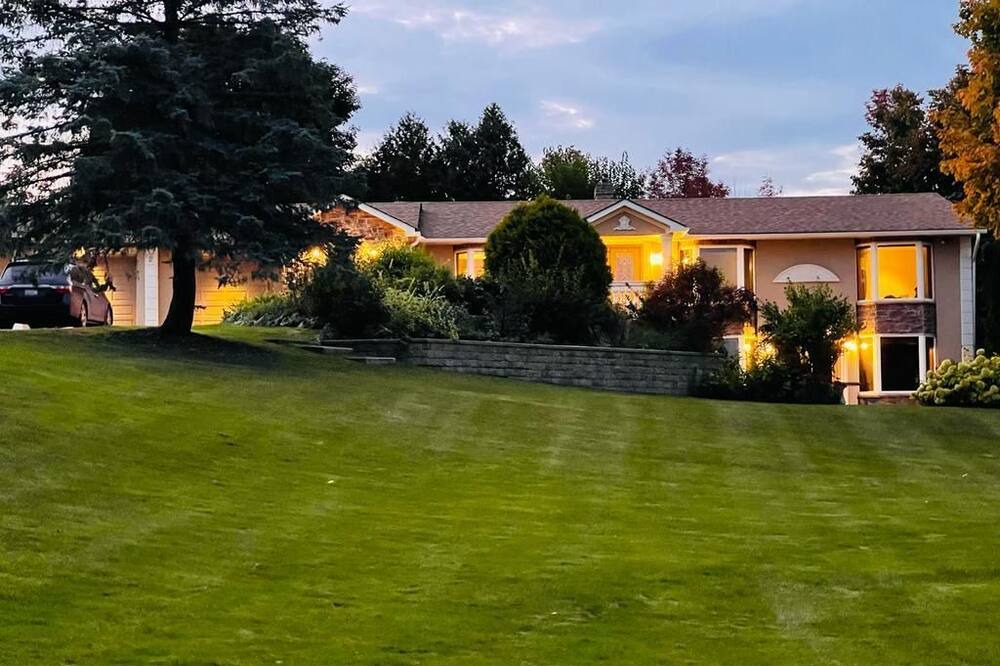 Photo of Outdoor in Caledon