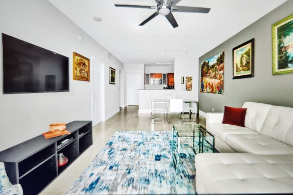 Photo of Livingroom in Ocean Ridge