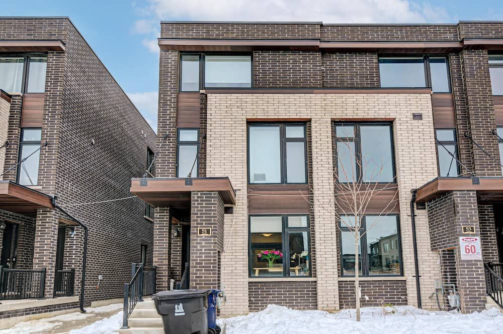 Photo of Outdoor in North York