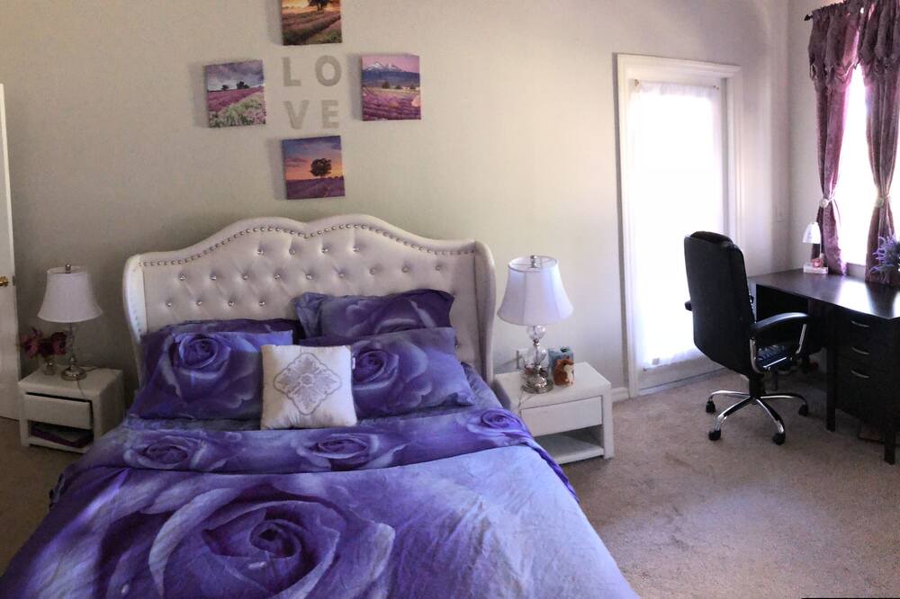 Photo of Bedroom in New Tampa