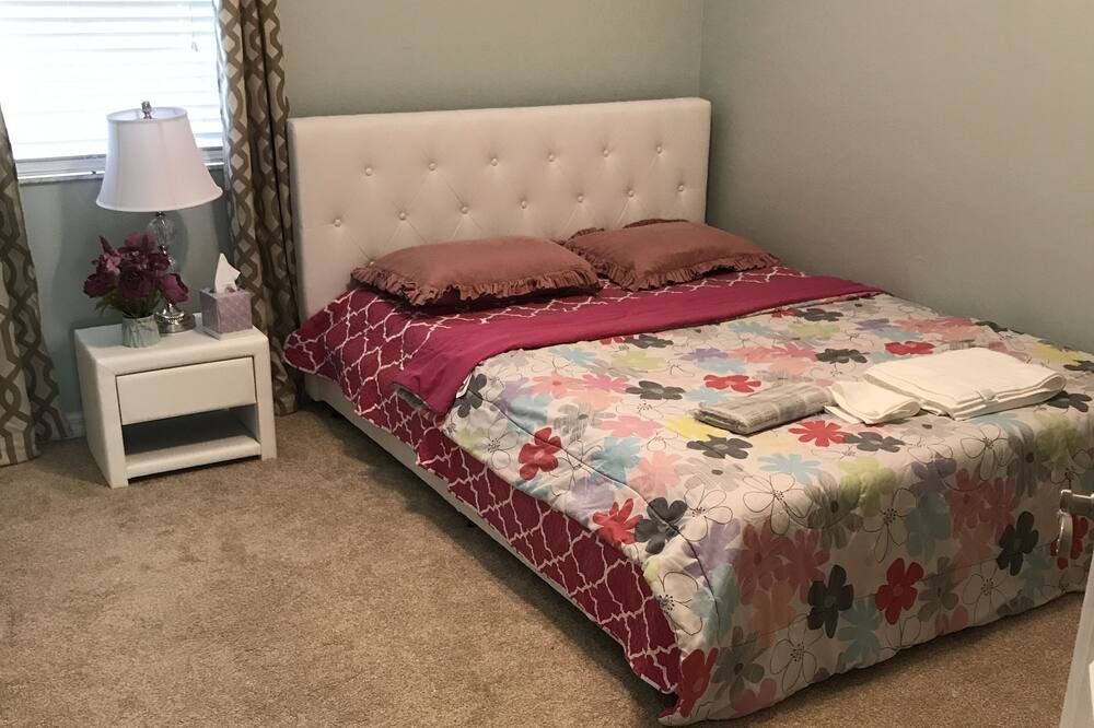 Photo of Bedroom in New Tampa
