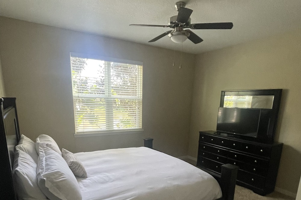 Photo of Bedroom in Casselberry